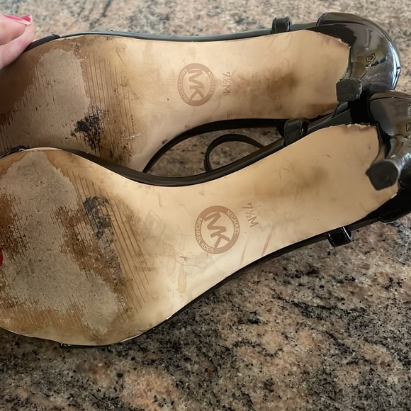 Michael Kors Simone Patent Sandal - Picture 4 of 8